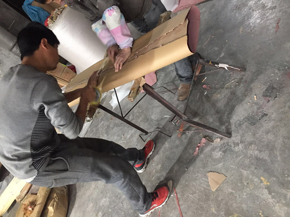 木雕牌匾加工工艺流程：打包